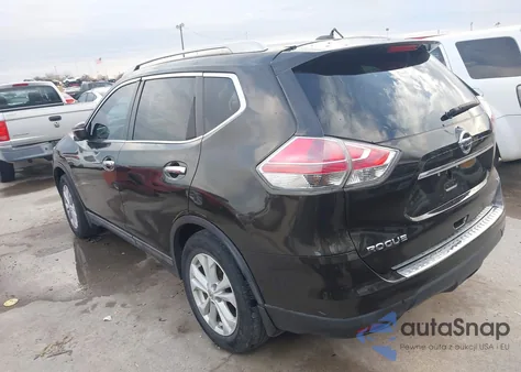 2015 Nissan Rogue Sv z USA, uszkodzony, nr VIN 5N1AT2MT0FC750853